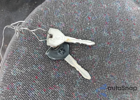 1998 Dodge Stratus из США, поврежденный, VIN 1B3EJ46X2WN322604